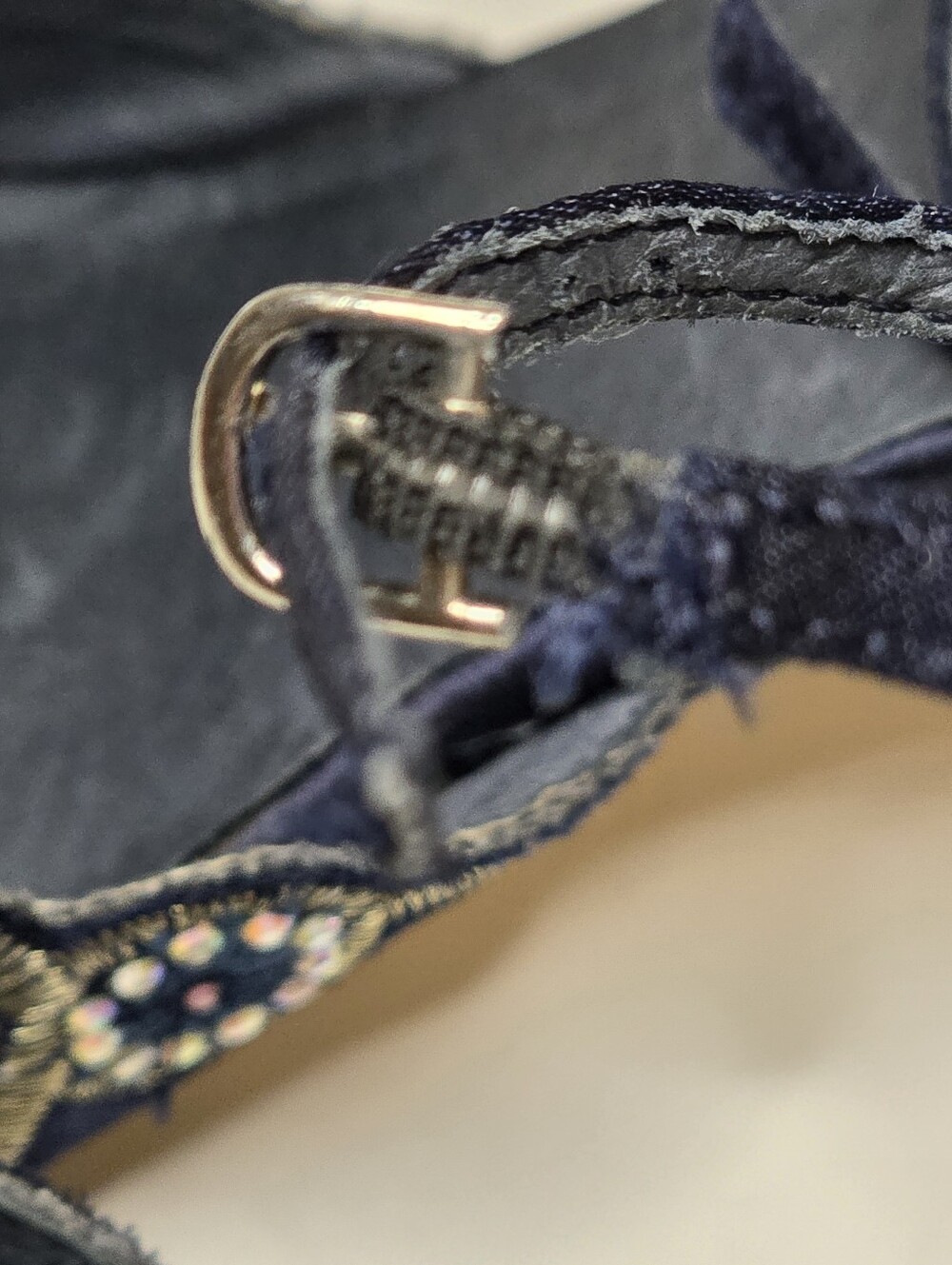 J Loren Collection Pointed Toe Slingback Heels Navy Blue Embroidered Satin 9.5 - Picture 9 of 12